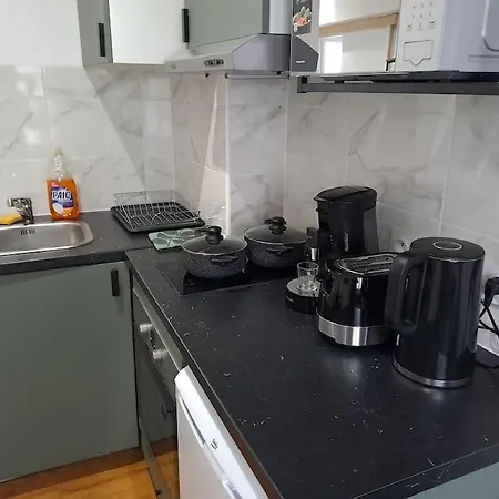 T2 Jacky Ic. /moto / Circuit 24h / Oasis /antares דירה *