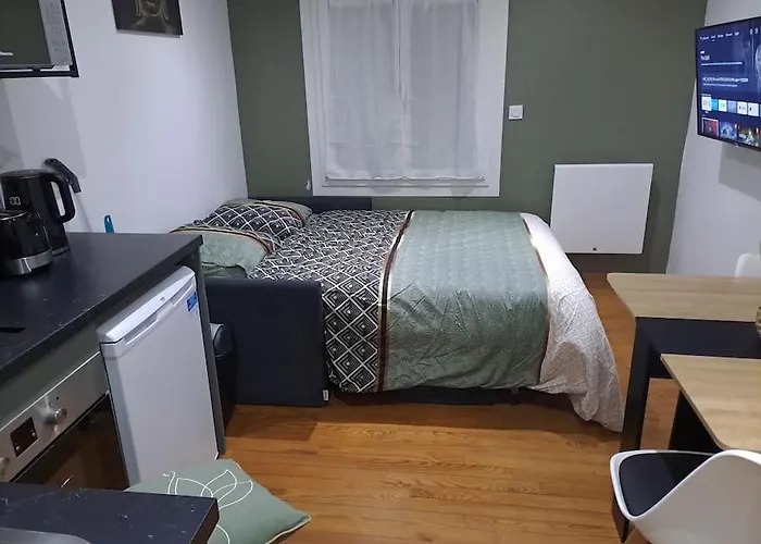 T2 Jacky Ic. /moto / Circuit 24h / Oasis /antares Le Mans