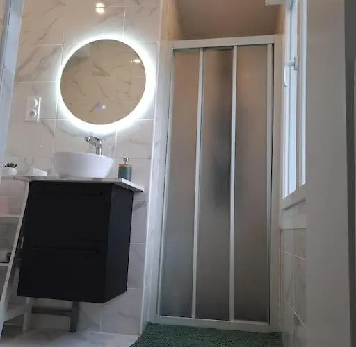 Appartement T2 Jacky Ic. /moto / Circuit 24h / Oasis /antares *