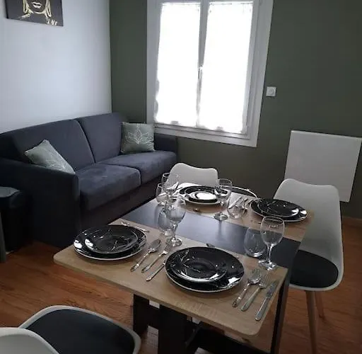 T2 Jacky Ic. /moto / Circuit 24h / Oasis /antares Appartement *